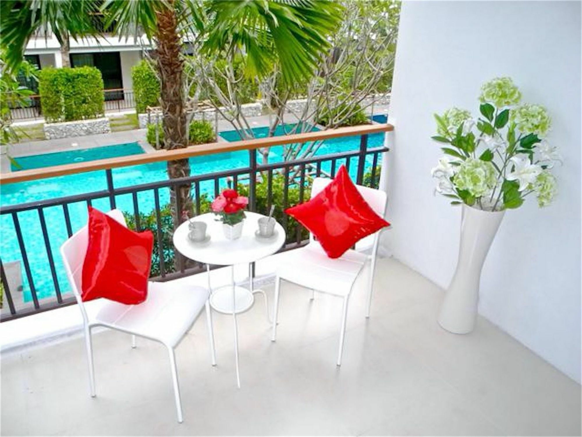 Title Rawai 2-Bedroom Apartment Pool View Esterno foto